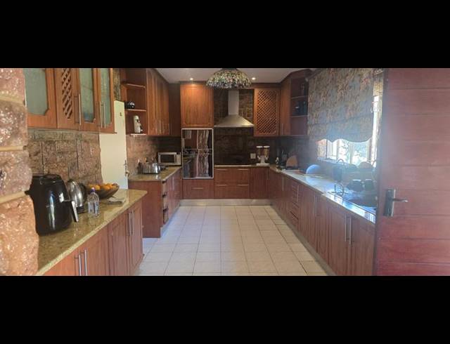 3 BEDROOM HOUSE FOR SALE IN WONDERBOOM